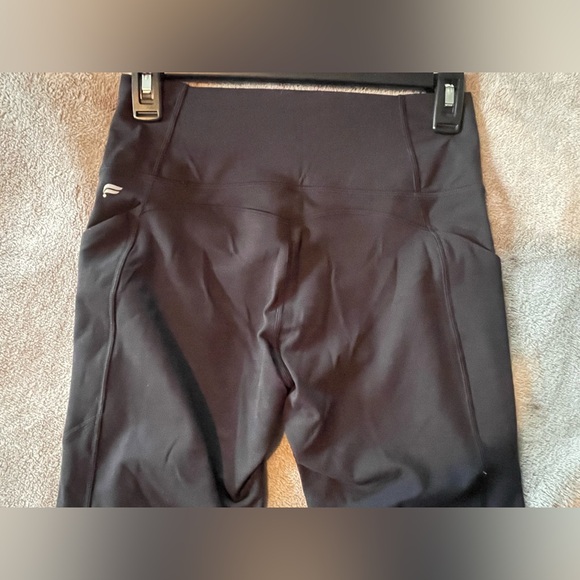 Fabletics joggers - Picture 3 of 4